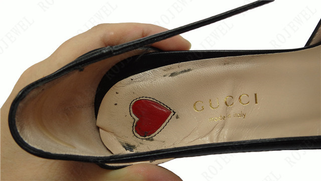 古驰（Gucci）女鞋鞋垫粘合修复前后对比